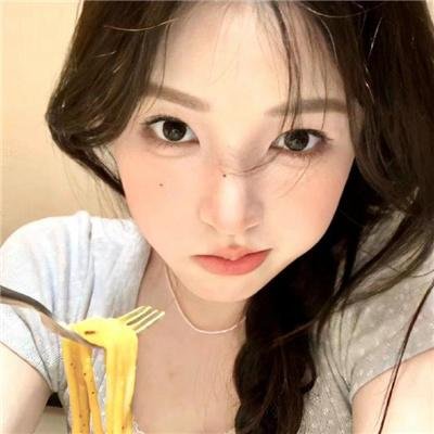 他不是我